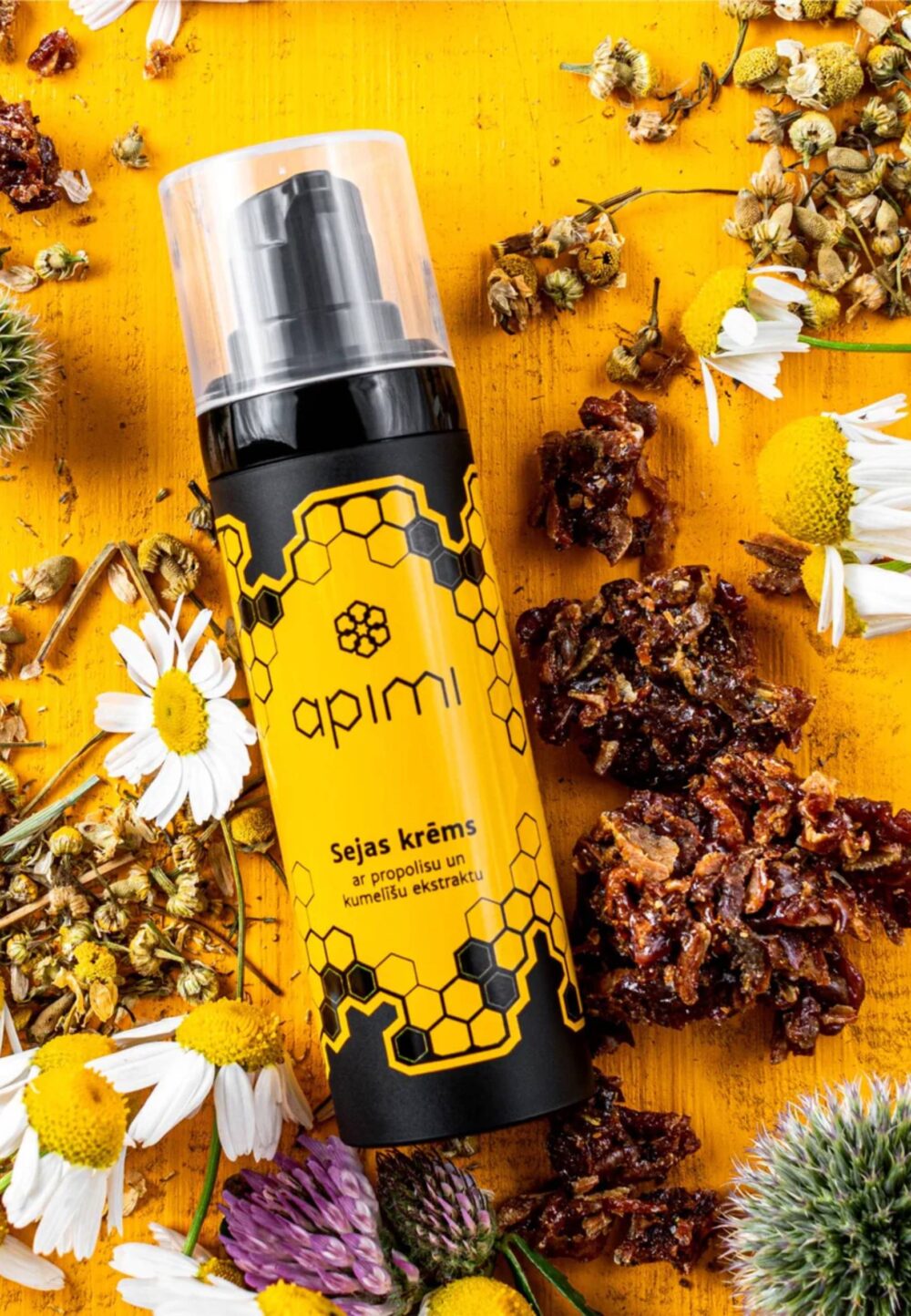 Apimi Travel size  Face Cream with propolis and chamomile extract - Image 3